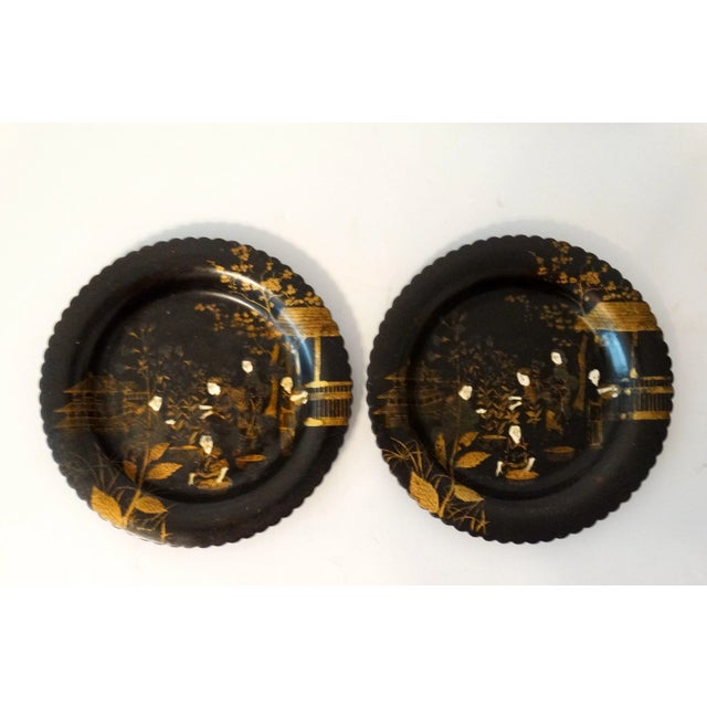 Black 19th-Century Gilt Lacquer Chinoiserie Gaming Plates / Coasters, a Pair For Sale - Image 8 of 8