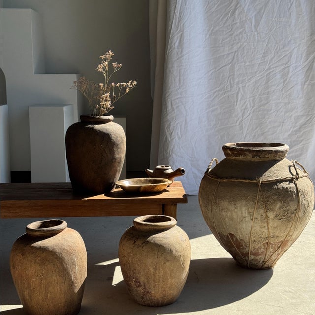 Ceramic Large Grey and Red Terracotta Pot with Rattan Handles and Crossbars, 1980s For Sale - Image 7 of 9