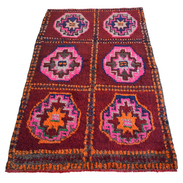 Deep Burgundy & Hot Pink Vintage Rug | 4x6 Turkish Rug Geometric Wool Kilim | Mid Century Tribal Accent - 3′10″ X 6′3″ For Sale - Image 4 of 11