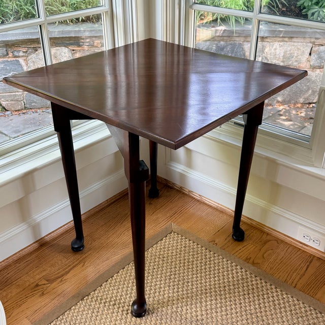 1940s Vintage Queen Anne Dropleaf Corner Table For Sale - Image 5 of 9
