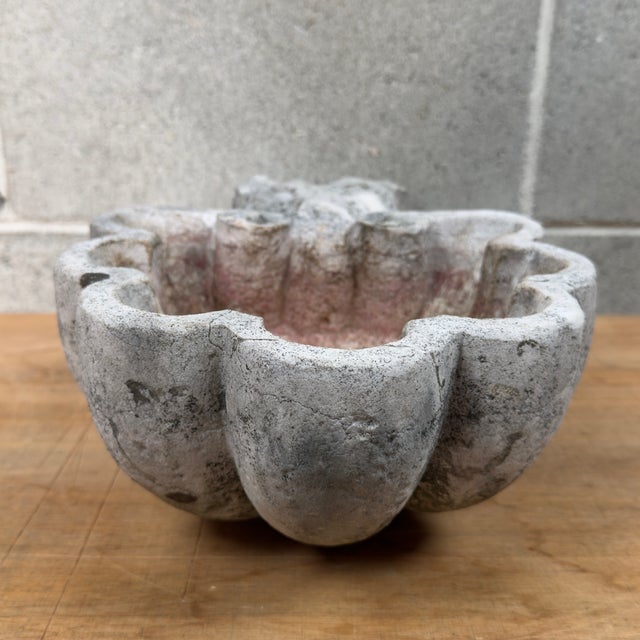 Antique Holy Water Stoup in Carved Stone For Sale - Image 5 of 11