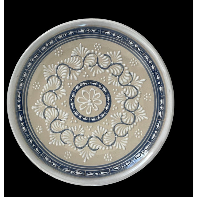 Traditional Juarez Mexico Talavera Blue White Signed Pottery Dinner Plates - Set of 4 For Sale - Image 4 of 6
