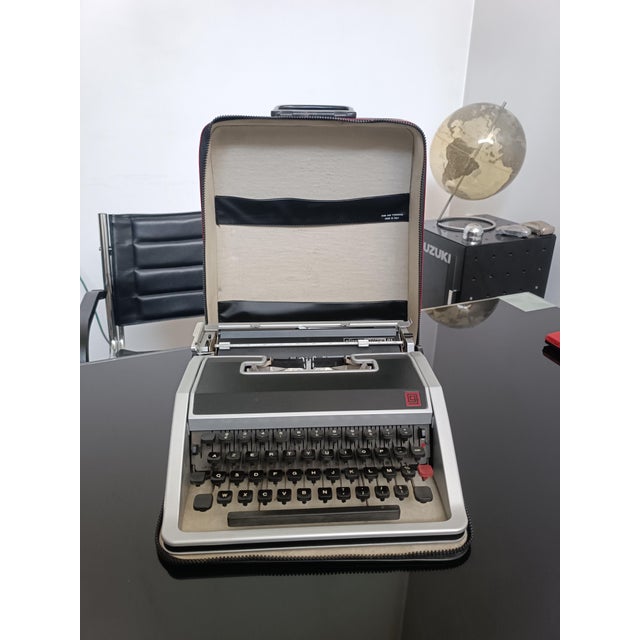 Lettera Dl Typewriter by Ettore Sottsass for Olivetti, 1965 For Sale - Image 6 of 18