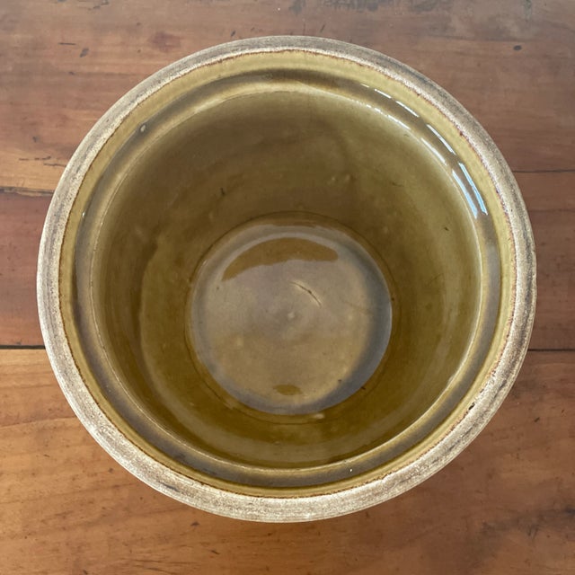 1930 ceramic pot with wire It is serious Magloire on the side Its patina oscillates between kanak green and beige...