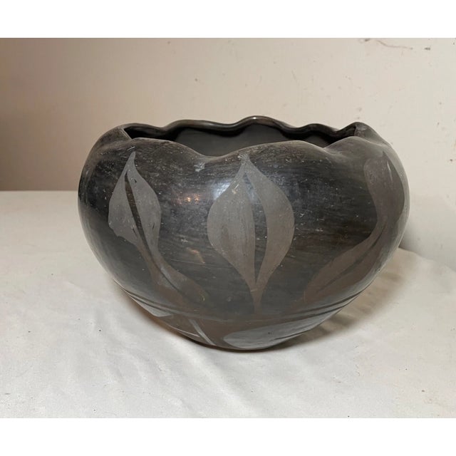 Large Antique Handmade Santa Clara Pueblo Native American Pottery Blackware Bowl For Sale - Image 10 of 13