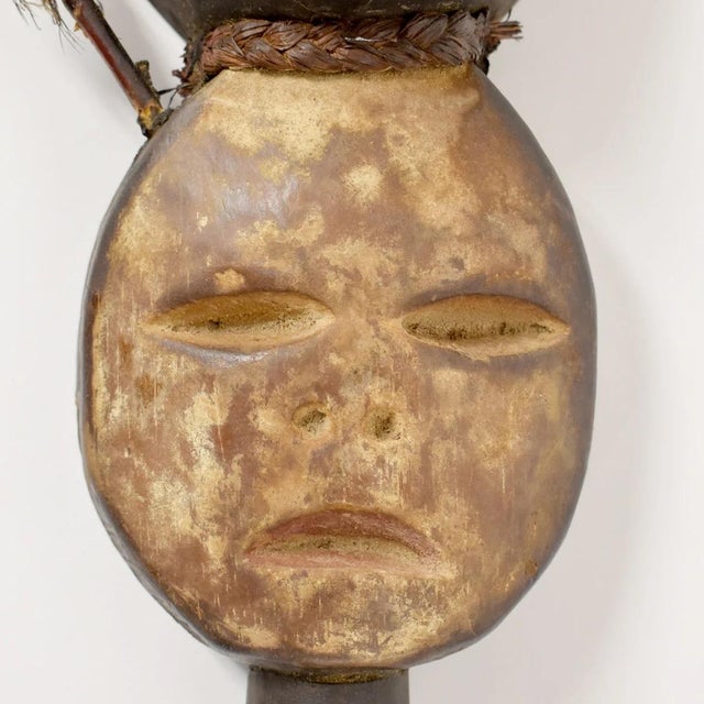 African Early 20th Century Lega Divination Staff Figure For Sale - Image 3 of 7