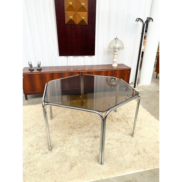 1970s Chrome and Hexagonal Glass Dining Table, 1970s For Sale - Image 5 of 17