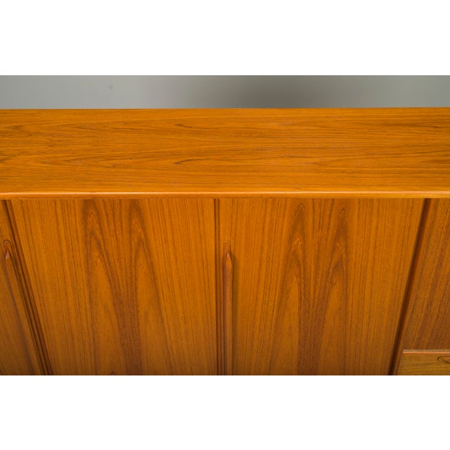 Iconic design, great workshop in beautiful collector's condition. This piece has an attribution mark, I am sure that it is...