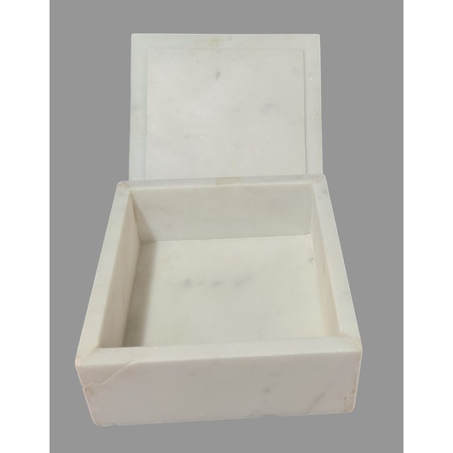 Blue Late 20th Century Vintage White Marble Trinket Jewelry Box Blue Agate Stone Top For Sale - Image 8 of 11