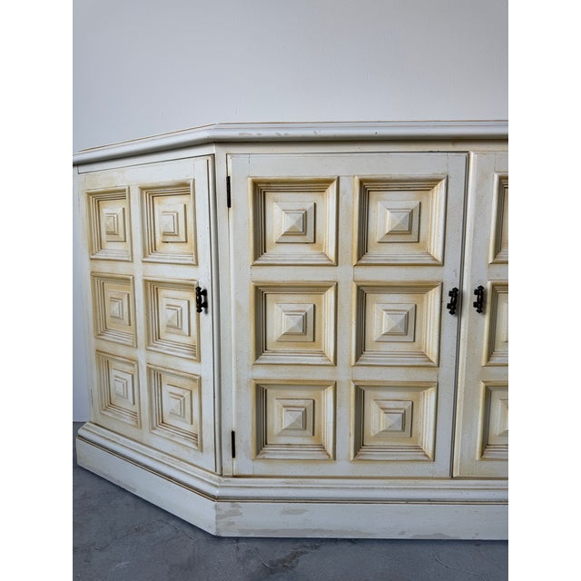 1970s Mid Century Drexel Esperanto Buffet Credenza With Geometric Paneled Doors For Sale - Image 5 of 17