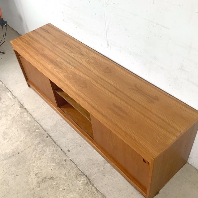 Dyrlund Vintage Scandinavian Modern Teak Credenza Media Cabinet With Sliding Doors For Sale - Image 4 of 17
