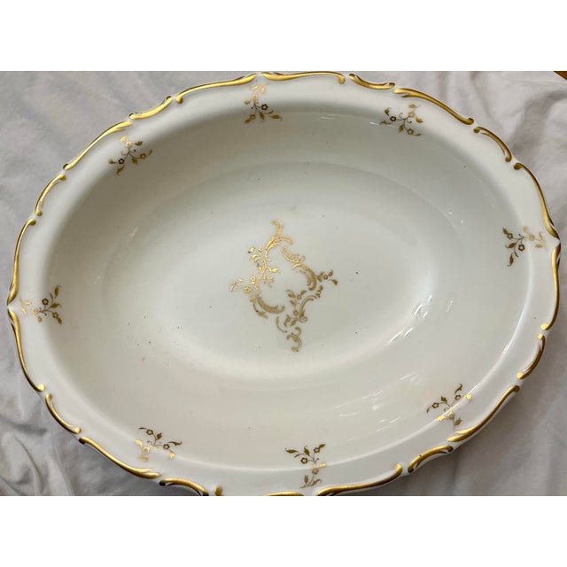 Royal Doulton’s Monteigne Serving Dish For Sale - Image 9 of 11