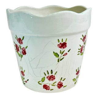 1040s Vintage English Farmhouse Hand-Painted Roses Ceramic Planter For Sale