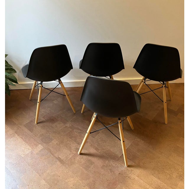 Mid-Century Modern Set of 4 Herman Miller Eames DSW Molded Plastic Side Chairs - Black For Sale - Image 3 of 12