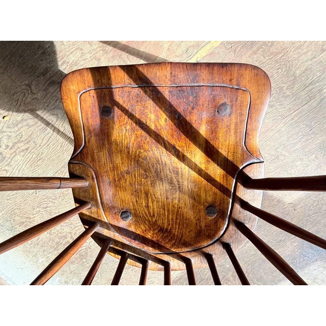 Antique 19th Century Windsor Spindle Back Plank Seat Armchair For Sale - Image 14 of 17