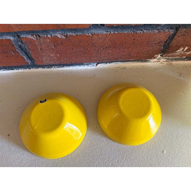 Vintage Yellow Enamel Bowls Set of 2 – Mid Century Kitchenware For Sale - Image 12 of 12