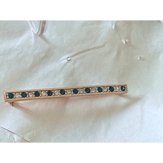 Glass Sal Swarovski Bar Brooch Emerald Green & Clear Crystal Vintage Pin For Sale - Image 7 of 9