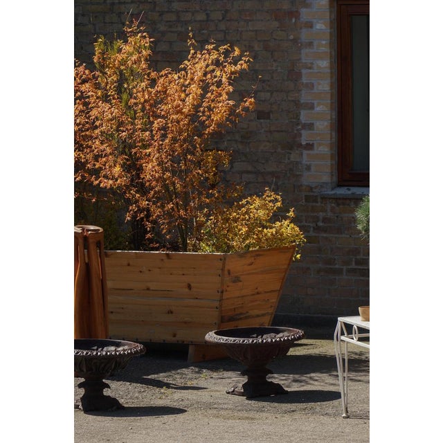 Antique Neoclassical Cast Iron Garden Vases, France, 1920s, Set of 2 For Sale - Image 10 of 15
