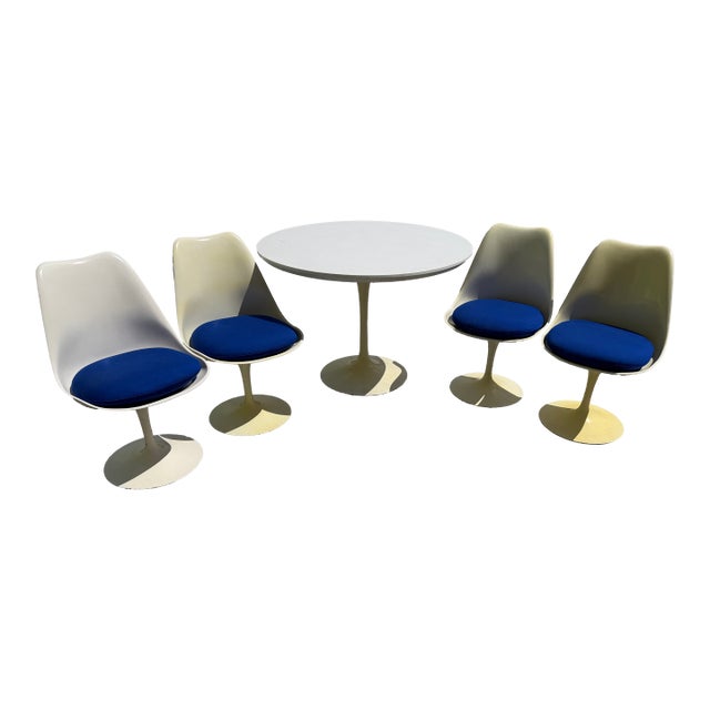 Vintage Tulip Chairs and Dining Table in the Style of Eero Saarinen, 1970s, Set of Acrylic Top For Sale