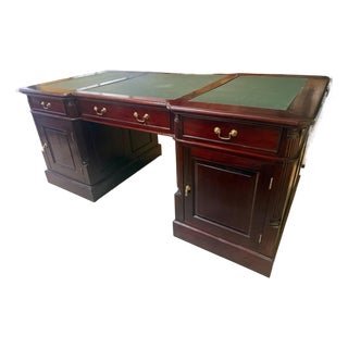 Vintage Traditional Mahogany Partners Executive Desk Unmarked For Sale