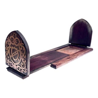 Antique English Handmade Late Victorian–to–early Edwardian Extending Novel Stand With Gothic Revival Details, Circa 1890 - 1915 For Sale