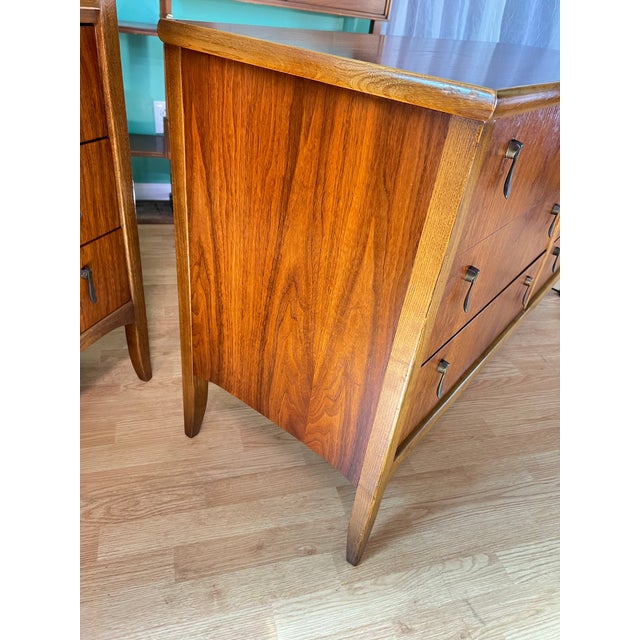 1960s Lane Perception Bedroom Set - Walnut Lowboy Dressers + Highboy Dresser Chest of Drawers For Sale In Charlotte - Image 6 of 12