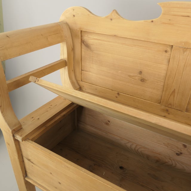 1940s Antique Bavarian Softwood Bench with Storage Trunk, 1900 For Sale - Image 5 of 7