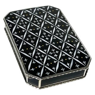 Silver Black Enameled Box by Leo Wagner, 1921 For Sale