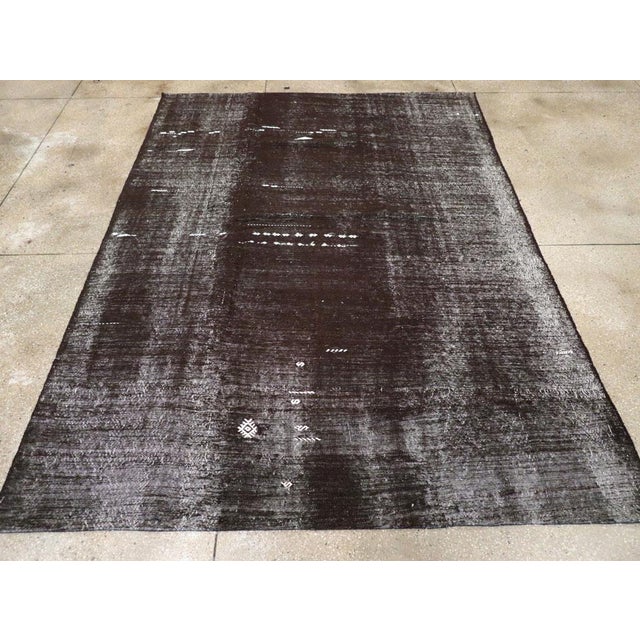 Galerie Shabab Collection Mid-20th Century Handmade Turkish Flatweave Kilim Small Room Size Carpet For Sale - Image 4 of 10