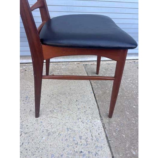 Danish Tall Back Ladder Dining Chair, Teak and Upholstery, 1965 For Sale In Philadelphia - Image 6 of 8