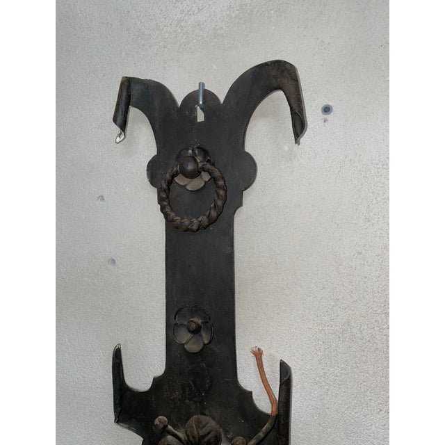 Italian Baroque Style Handcrafted Wrought Iron Wall Sconces, Early 1900s, Set of 2 For Sale - Image 9 of 11