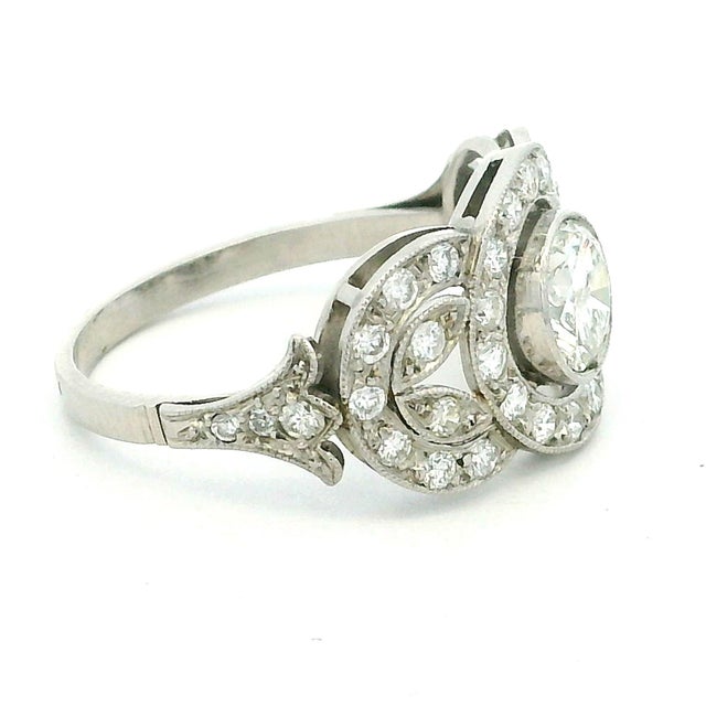 Art Deco Vintage Platinum Diamond Halo Ring With 0.85 Ct Center – Late Art Deco, Size 8 For Sale - Image 3 of 10