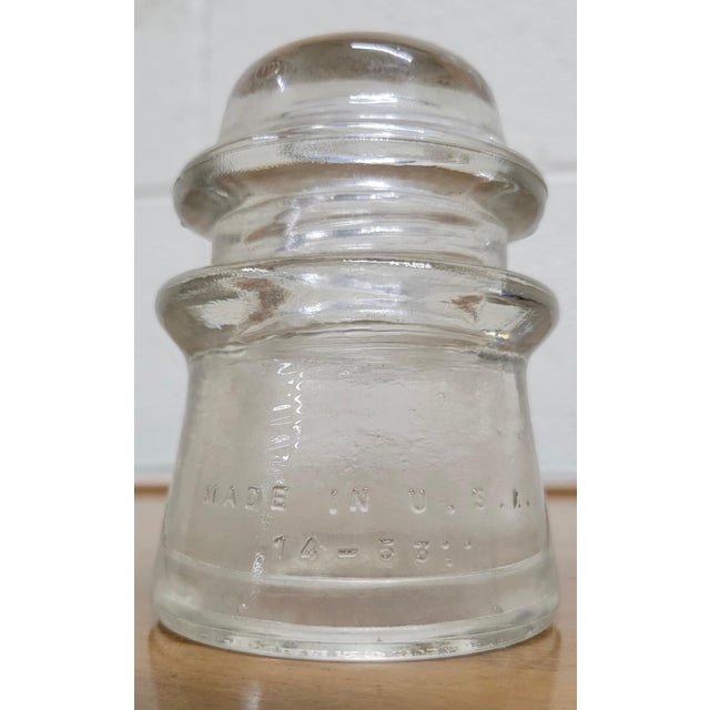 Traditional Vintage Hemingray 17 Clear Glass Insulator For Sale - Image 3 of 10