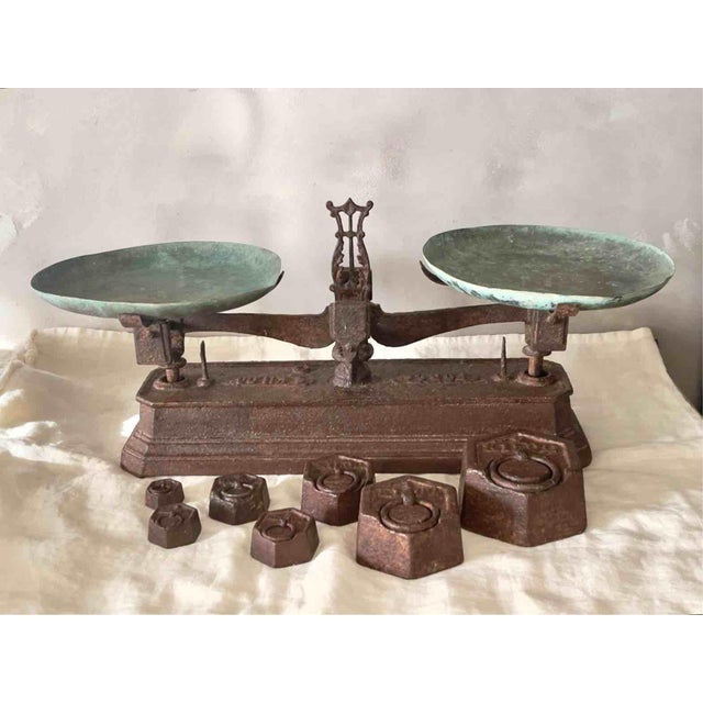 Antique French Roberval System Scale in Cast Iron and Brass with Ring, 1890s, Set of 8 For Sale - Image 15 of 15