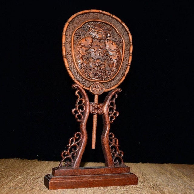 Vintage Boxwood Table Screen With Double Fish and Treasure Motif For Sale In Los Angeles - Image 6 of 7