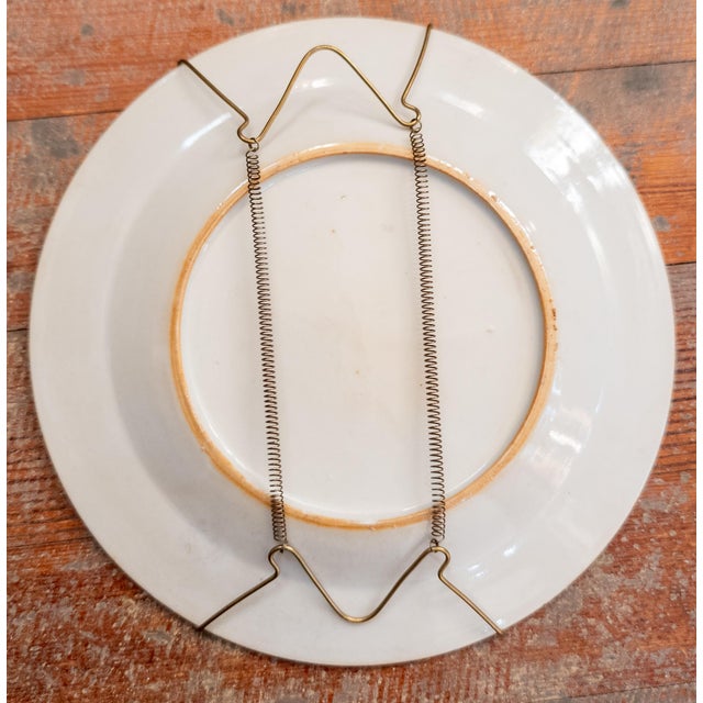 18th Century Pair of Chinese Export Armorial Decorative Rustic Plates For Sale - Image 10 of 12