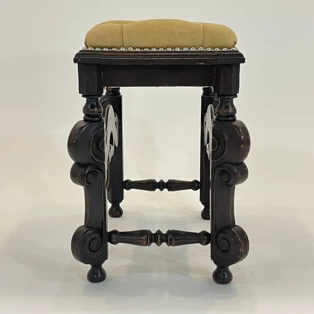 Baroque 19th Century Italian Baroque Carved Stool or Bench, Linen and Oak, Italy 1800s For Sale - Image 3 of 12