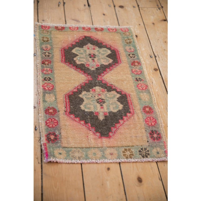 Beige Vintage Distressed Kars Rug Mat - 1'8" x 2'7" For Sale - Image 8 of 9