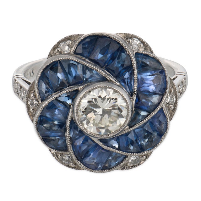 Contemporary Art Deco Style Diamond Sapphire Platinum Ring, Size 6.5 For Sale - Image 3 of 6