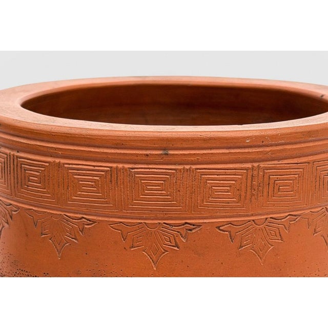 Terra Cotta Large Antique Japanese Tokoname Meiji Period Moriage Dragon Cylinder Vase For Sale - Image 8 of 11