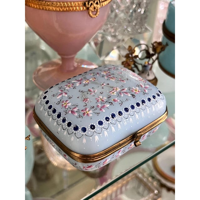 Beautiful antique pale blue opaline glass box // Napoleon III era // 1850-1870 // hand-enameled boule de savon hinged box // collectible For Sale - Image 10 of 15