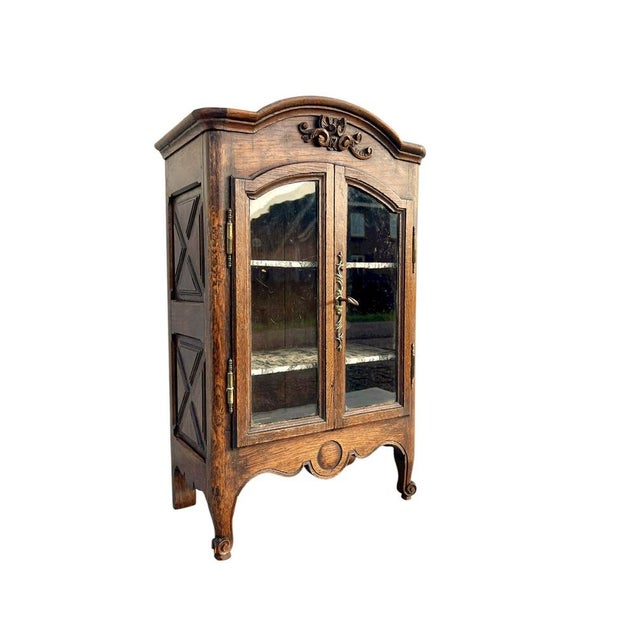 Small Antique Louis XV Style Display Cabinet, 1890s For Sale - Image 3 of 18