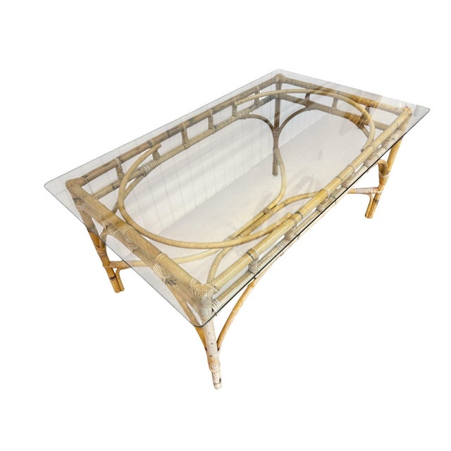 Bring relaxed coastal elegance to your home with this vintage 5-piece bamboo dining set, beautifully crafted in the 1970s....