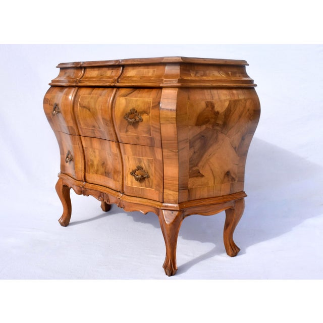 Italian Mid-Century Oyster Burl Olive Commode With 2 Drawers For Sale In Philadelphia - Image 6 of 11