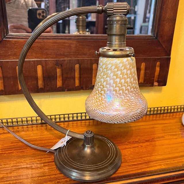 Glass American Fostoria Art Glass Zipper Pattern on Gold Lamp Shade For Sale - Image 7 of 9