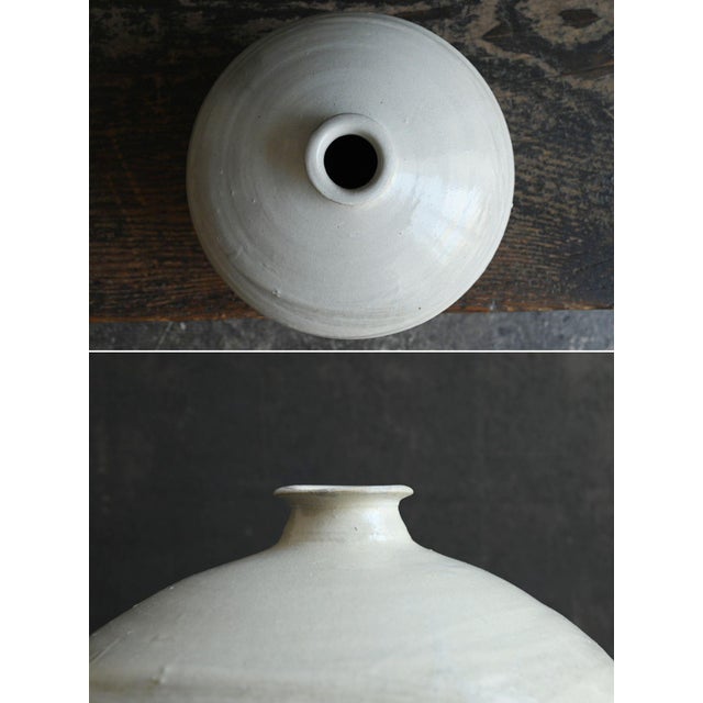 Joseon Dynasty White Porcelain Jar / 15th-19th Century / Excavated Flower Vase For Sale - Image 17 of 18