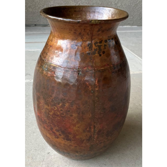 Early 20th-Century Rustic Cramp Seam Traditional Martelage Copper Vessel For Sale - Image 4 of 18