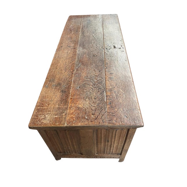 16th Century Gothic Linenfold Coffer in Oak with Carved Panel, 1500s For Sale - Image 5 of 6