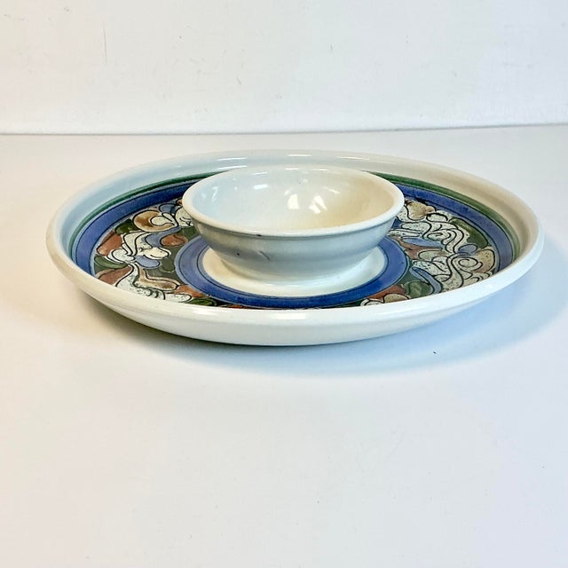 1980s Vintage Folk Arts & Craft Pottery Studio Chip and Dip, Artist Signed. For Sale - Image 10 of 11