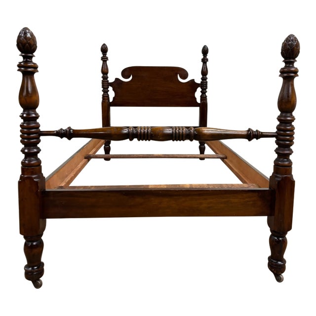 Vintage Wheeler-Okell Twin Size Four Poster Pineapple Pinecone Finial Bed For Sale